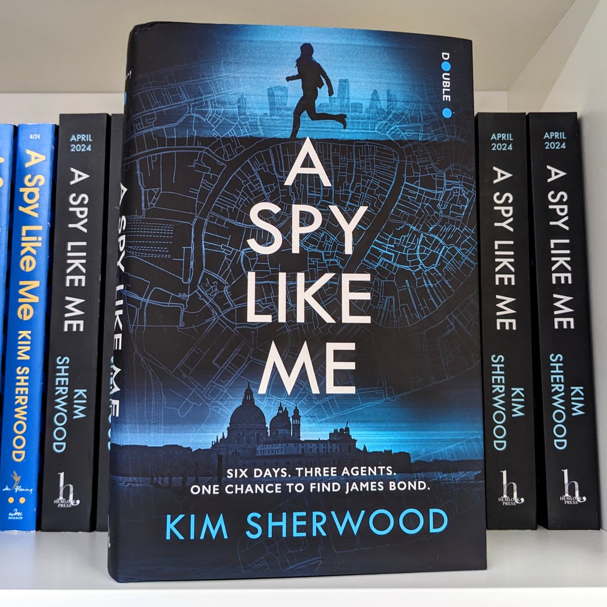 Available for pre-order now from our site are signed copies of the UK hardback edition of @kimtsherwood's new Double O novel, A Spy Like Me. Strictly limited to 100 copies, get yours now! bit.ly/ASLMsigned