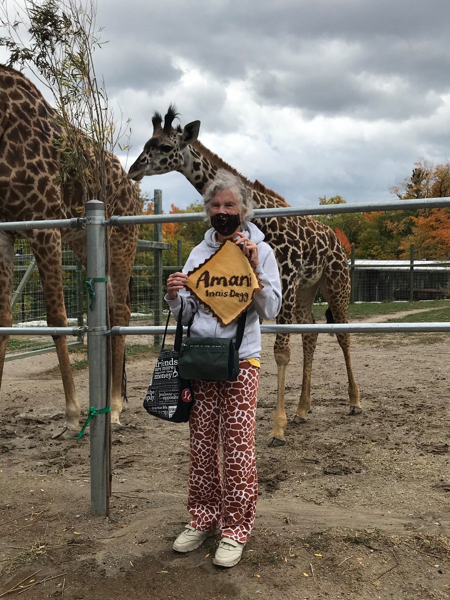 It is with profound sadness that our Zoo community mourns the passing of Dr. Anne Innis Dagg, affectionately known as  #TheWomanWhoLovesGiraffes 🦒