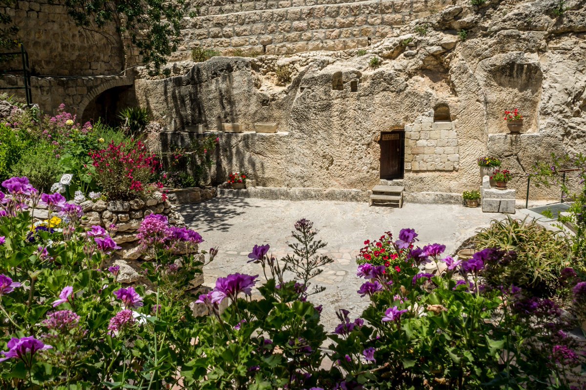 FIRMisrael's tweet photo. Earlier this week Believers around the world celebrated Resurrection Sunday. Paul describes Jesus' resurrection as a "First Fruits" of those who have fallen asleep. But what does the festival of First Fruits have to do with the resurrection of Jesus? 

https://t.co/tLEUzP9X7V https://t.co/gBWxD8SO27
