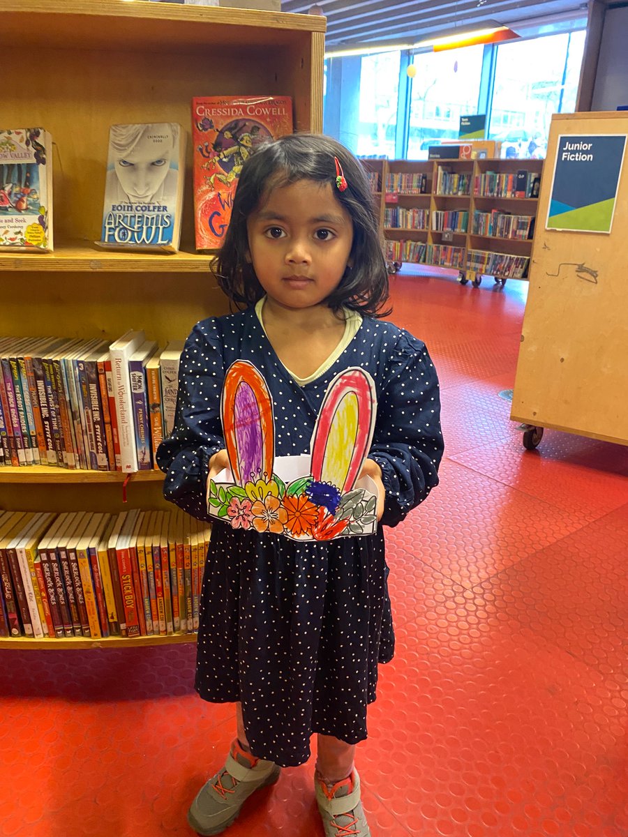 Today the children made Easter Bunny Crowns as part of our half-term activities @ideastores Whitechapel. Join us this holiday for lots of crafty fun! #LoveYourLibrary 🐰 👑 ✨
