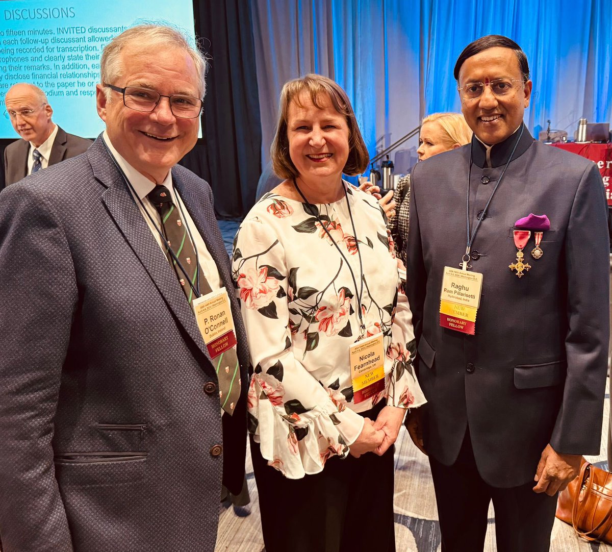 Honoured to join other #honoraryFellows @AmerSurg #opening session alongside @PaulinaSalminen @ProfW_edinsurg and Raghu Ram Pillarisetti #OBE #AssocSurgeonsIndia. Thanks to supporters and nominations.