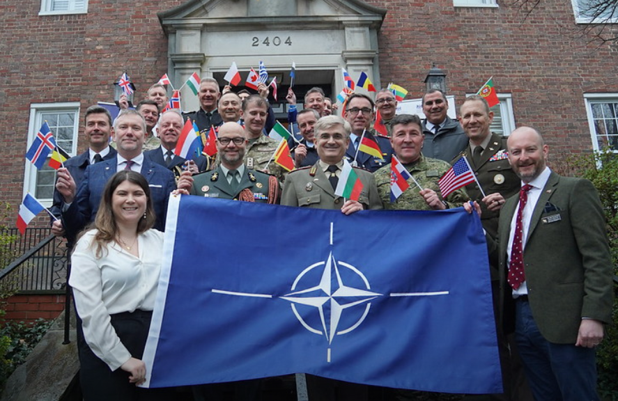 IcelandInUS's tweet photo. Iceland is one of the twelve founding members of NATO, the most successful Alliance in history. The Embassy´s Defense Attaché @garfor71 joined forces this week with his colleagues to celebrate the 75th anniversary today. #NATO75 https://t.co/FdYoZC8LG8