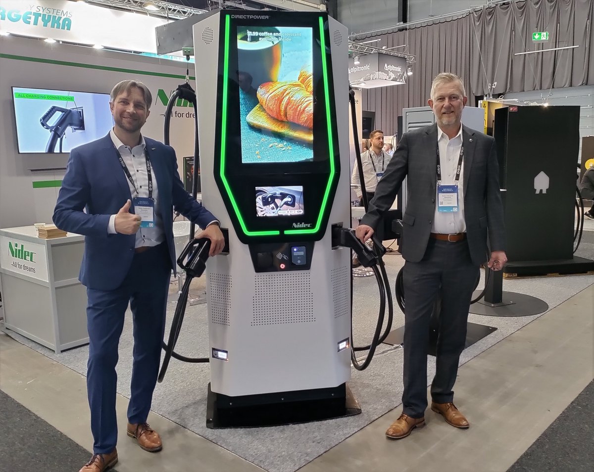 Our colleagues at Nordic EV Summit showcasing our EV chargers 😀! If you are in Oslo and you are interested to discover more about our EV Charging technologies, there is still time to come by our booth B03-04, Hall B. 

Read more 📱: hubs.la/Q02rQjbY0