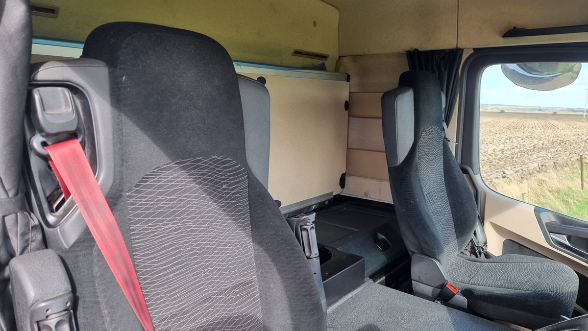 🚛26T Flatbed For Sale 🚛 Low Mileage 2017 Mercedes Actros 2533 6x2 26T Flatbed Sleeper £34,995 + VAT  View online: bit.ly/3Ov72vK WhatsApp 07900 682202 or Email: sales@alltruck.co.uk
#usedtrucksforsale #usedtrucks #trucksales #trucksforsale #truckdealer #trucks #truck