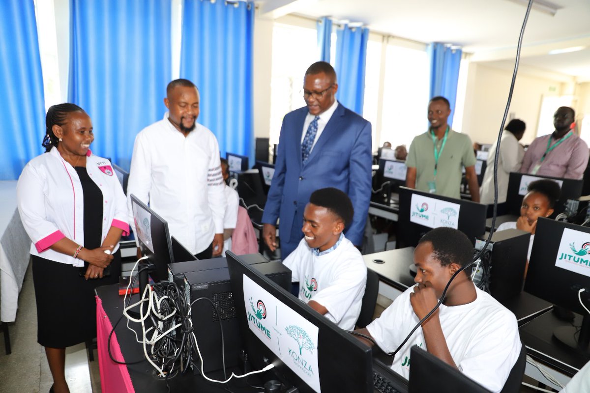 Honored to preside over the launch of Jitume digital hub at Nairobi Technical Training Institute in Starehe, Nairobi County, this afternoon. This hub will empower the youth with digital skills, aligning with the Kenya Kwanza Government's Digital Superhighway agenda.