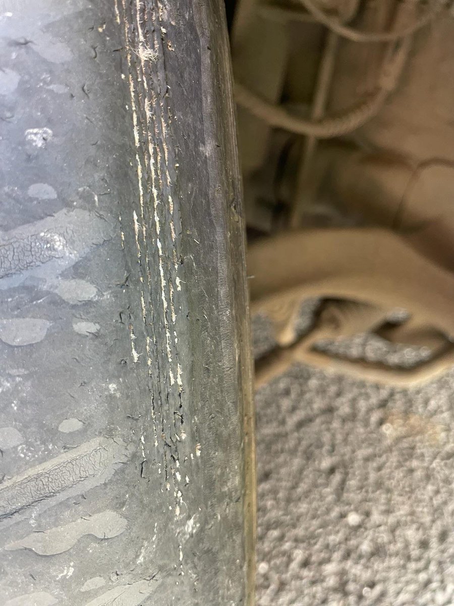 Gardaí on patrol near the Curragh, Co. Kildare were checking out cars when they came across this dangerously defective front tyre on quite a high-powered car. 

It's an offence to drive with a defective or worn tyre, and carries an €80 fine and 2 penalty points.

#SaferRoads