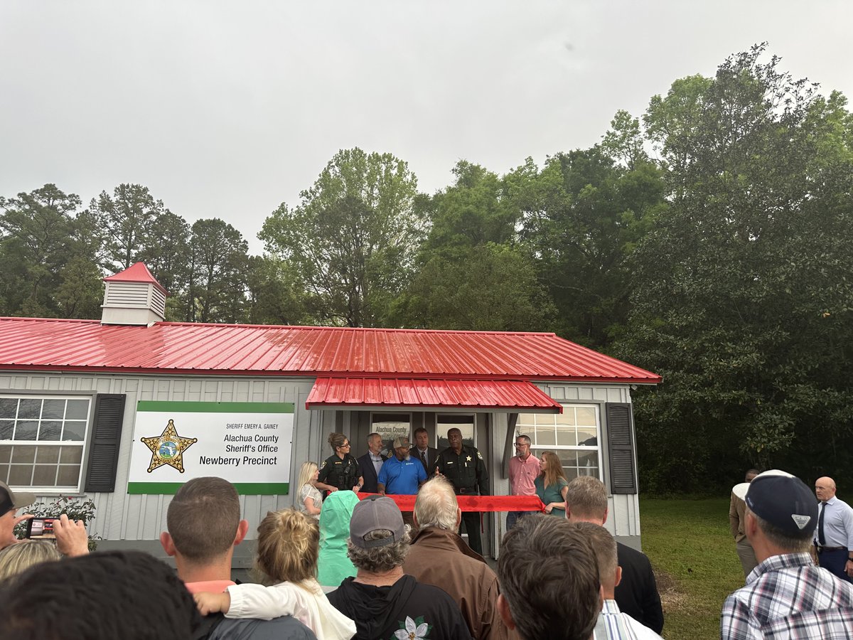 Team Kat was glad to see the opening of the Alachua County Sheriff's Office Newberry Precinct. This new location will ensure the Newberry community's safety with officers in the western part of Alachua County. Read more: bit.ly/3PPClCl