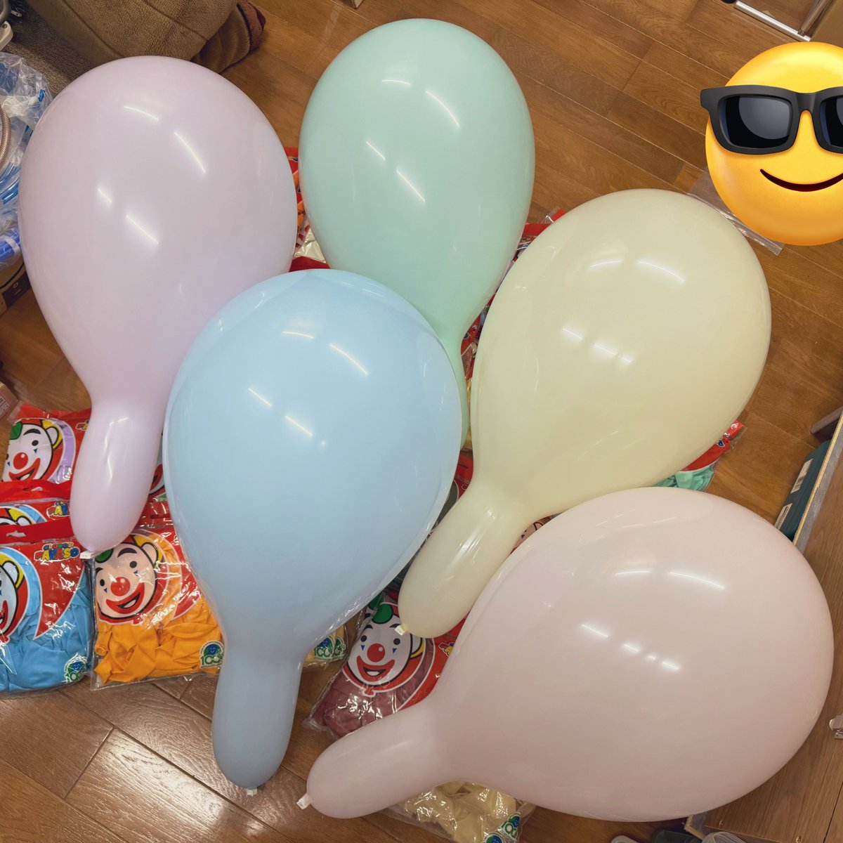 AshleyLooner's tweet image. パヤソさんの2024年新色のマカロンカラー16インチ☺️中華(Orangetex)とかkalisanやsempertex にもある色だけど、パヤソ独特の質感が相まって良いですね🎈