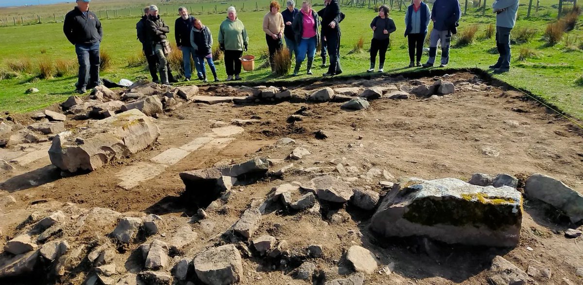 In 2023, a search for the remains of a “lost” tower led to the discovery of a complex multi-period building once used by the people of Caithness 🔍 From 14 April, join the team near Thrumster as they continue their investigation (no experience required): digitscotland.com/events/thrumst…