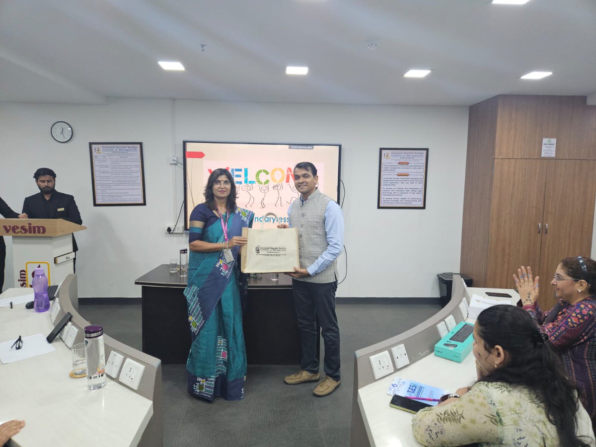 TIES 2024 continues with an insightful session on 'Entrepreneurship as Career - Boundarylessness Approach for Students and Teachers by Prof. Yogesh Brahmankar, CEO at Symbiosis Technology Business Incubator (SCEI)
#TIES2024 #VESIM #EntrepreneurshipasCareer