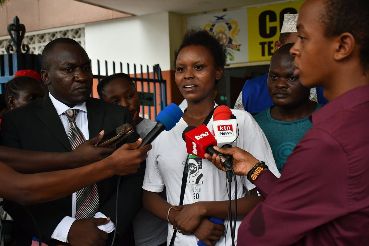 Members of the Coast Civil Societies Network for Human Rights, led by the Health and Gender Thematic, held a press conference engaging the media on the state of the health sector following the doctors strike which is on its second week now. #CWIDGender @AkiliDada @ForumCiv