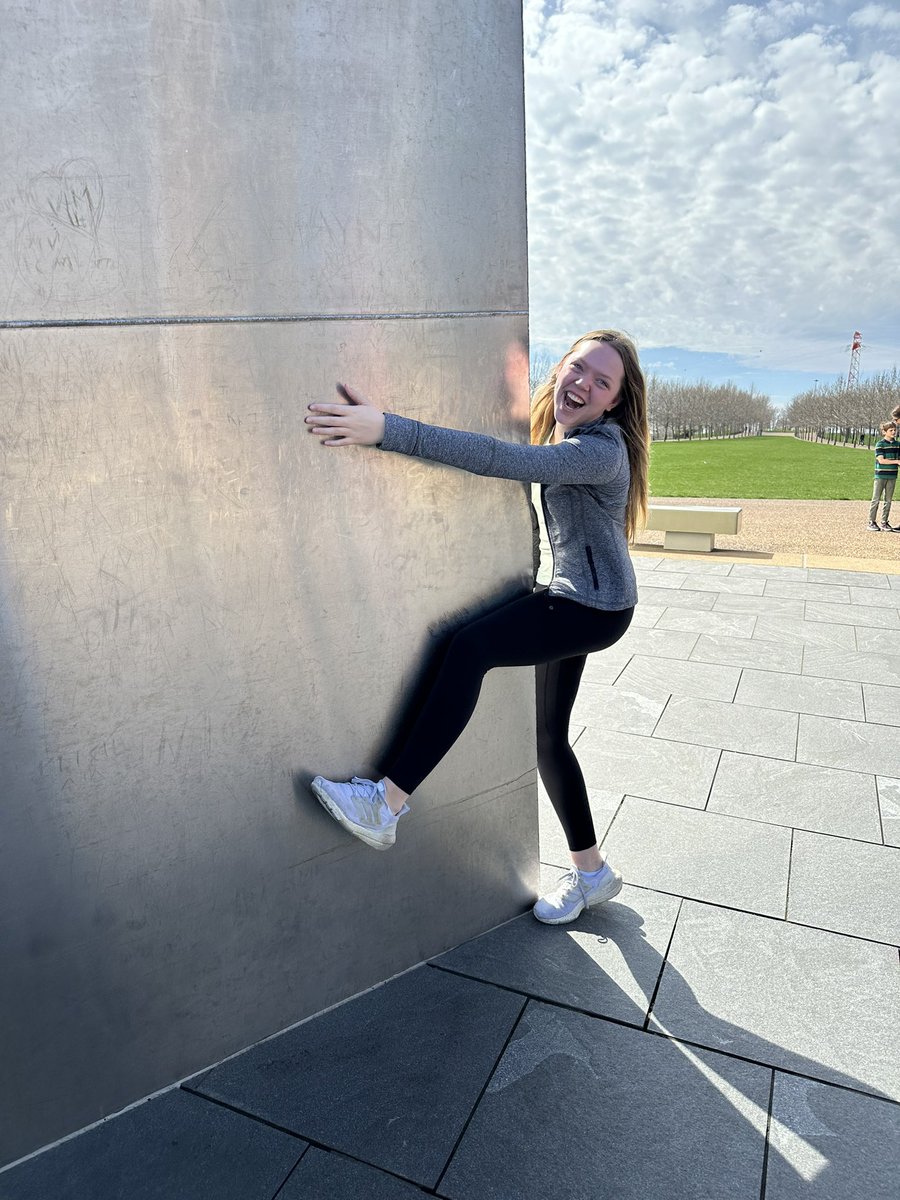 Happy 16th Birthday, Sydney! 🥳🛻🎂