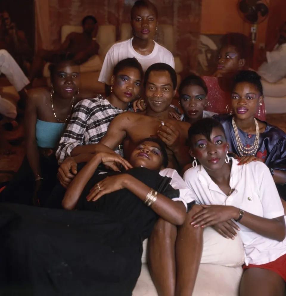 The legend Fela Kuti and the Kalakuta Queens 

📸 by  Daniel Laine