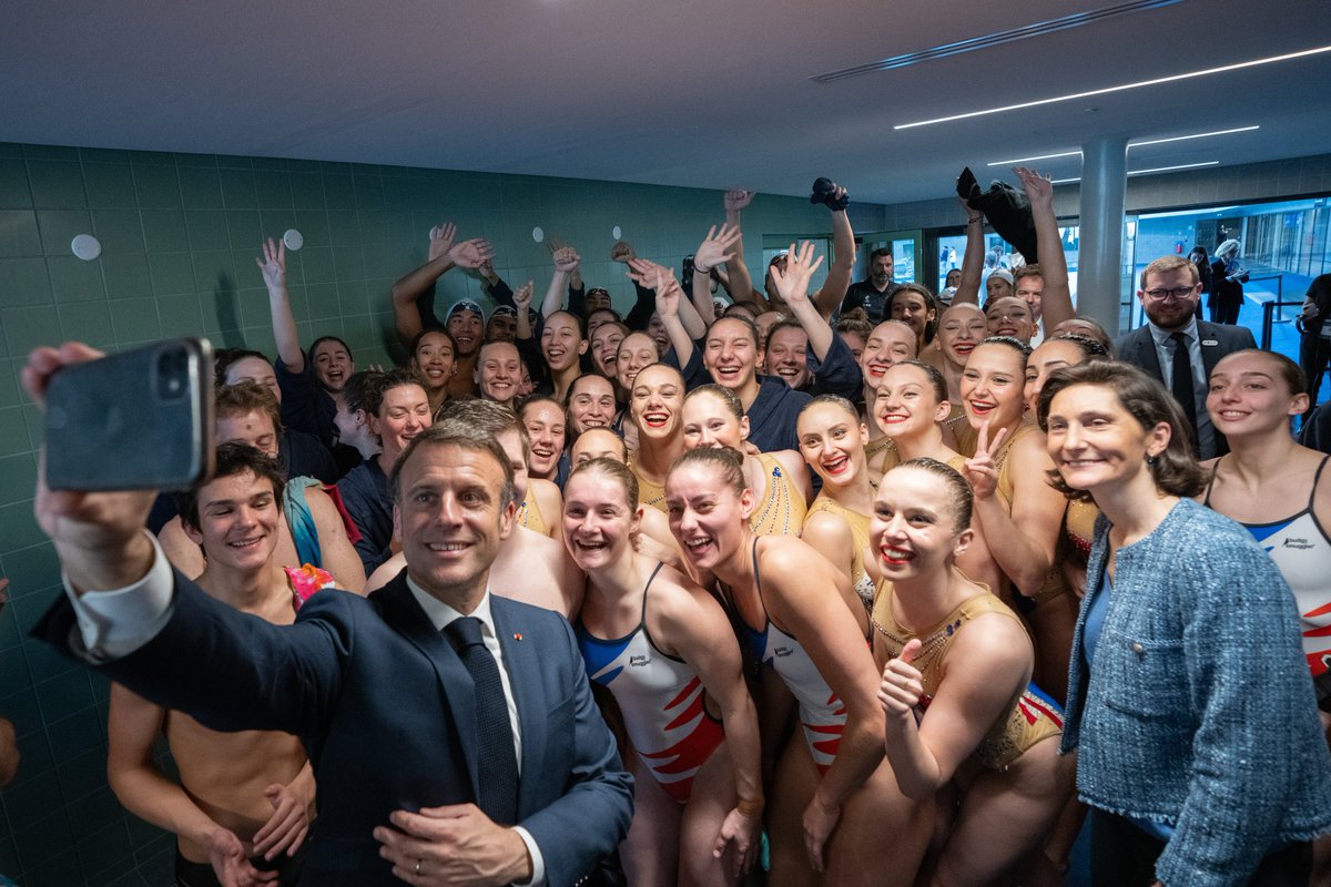 Avec vous à Saint-Denis pour inaugurer le Centre aquatique olympique.

Il correspond à notre ambition : être au rendez-vous des Jeux olympiques et paralympiques, et laisser un héritage aux habitants. Bravo et merci à tous ceux qui ont rendu cela possible. Fierté !