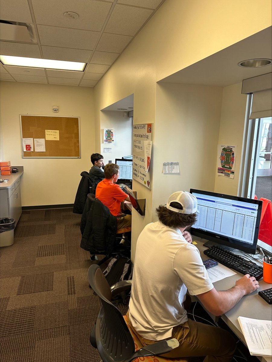 Herbie, Charlie, and Landon are hard at work selling 🎟's and processing donations! Give them a call at 419-372-0000 and secure yours today! #BGSUOneDay @BG_Football - bit.ly/3U3voji @BGSUVolleyball - bit.ly/4cKcHZl @Bgsufalconclub - oneday.bgsu.edu/amb/ATO24