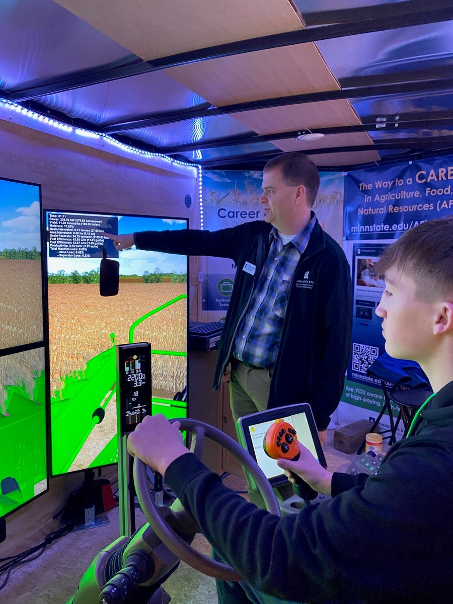 centerofag's tweet photo. The 2024 Career Expo was truly "A Community of Opportunities" for area high school sophomores. The event allowed us to connect with over 800 bright minds and help them shape a potential future in agriculture. #futureofagriculture #careeropportunity #CareerGoals https://t.co/7qBViTKP3l