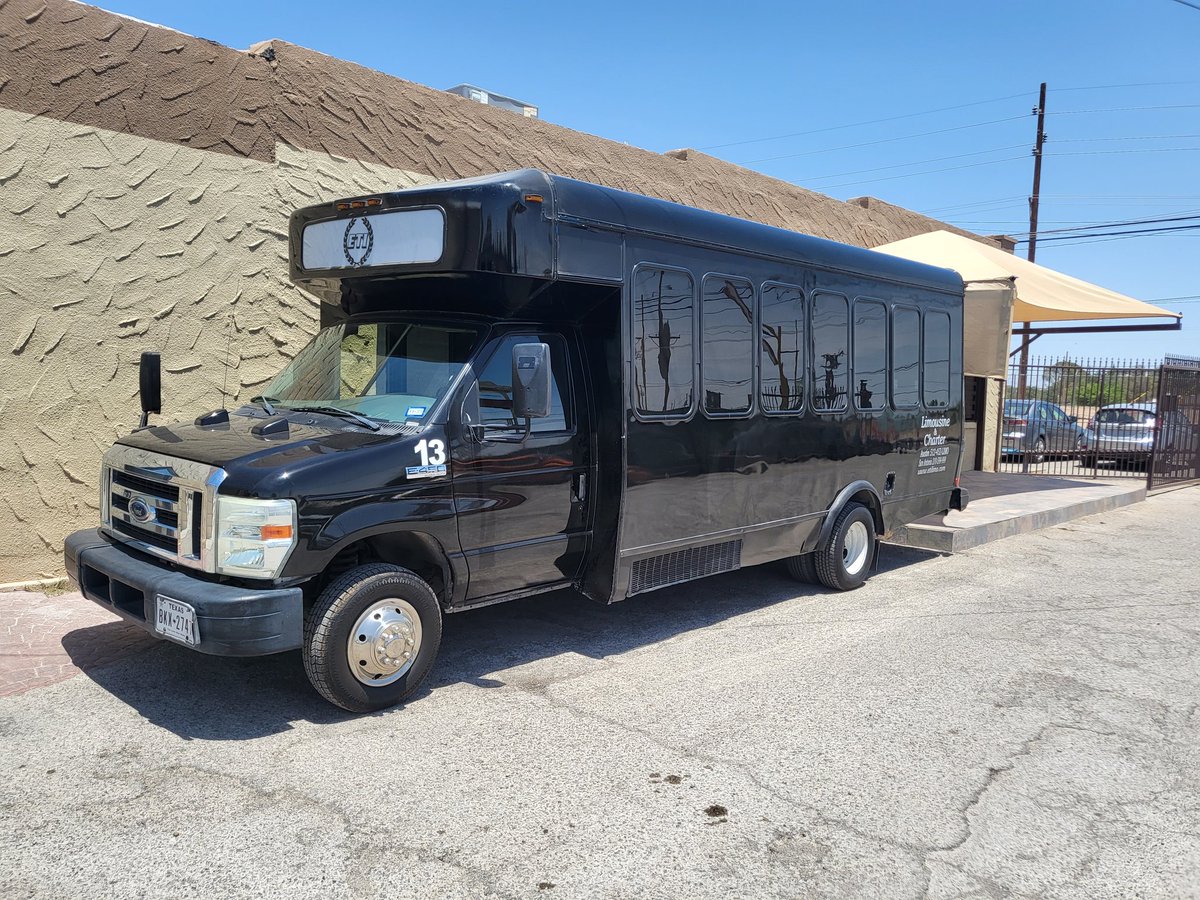 Triple G Party Bus (@triplegpartybus) on Twitter photo 