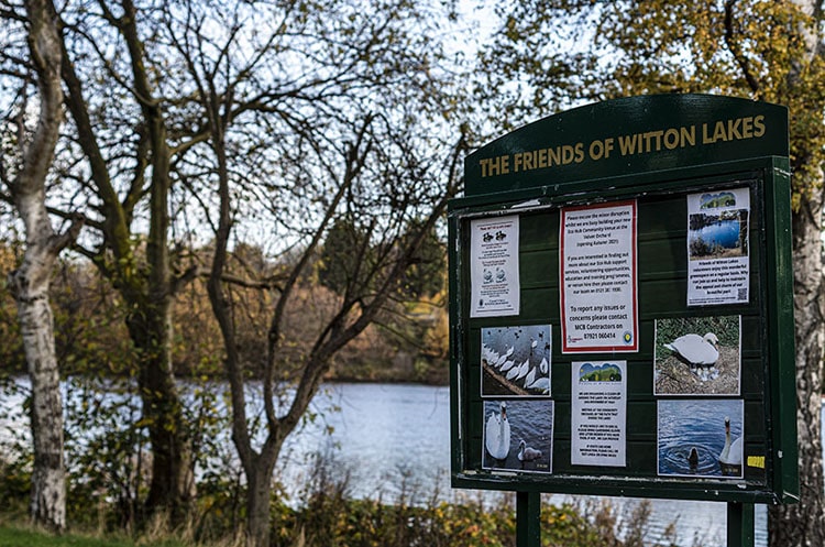 NEWS: Mother issues warnings after daughter attacked by dog off leash at Witton Lakes For the full story read Erdington Local: erdingtonlocal.com/news-mother-is… @WMPolice @ErdingtonWMP