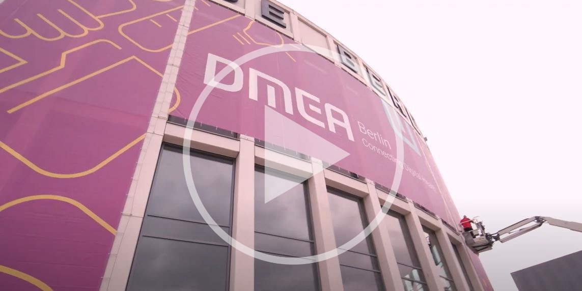 DMEA - Connecting Digital Health (@_dmea) on Twitter photo Sobald das Megabanner am Eingang Messe Süd der <a href="/MesseBerlin/">Messe Berlin</a> aufgehängt wird, kann es jeder schon von Weitem sehen - in wenigen Tagen startet die #DMEA24. Wir haben die Kollegen mal beim Aufhängen begleitet. Schauen Sie rein ➡️ youtu.be/_x6sn5m-4fU?si… ⬅️ Sobald das Megabanner am Eingang Messe Süd der <a href="/MesseBerlin/">Messe Berlin</a> aufgehängt wird, kann es jeder schon von Weitem sehen - in wenigen Tagen startet die #DMEA24. Wir haben die Kollegen mal beim Aufhängen begleitet. Schauen Sie rein ➡️ youtu.be/_x6sn5m-4fU?si… ⬅️