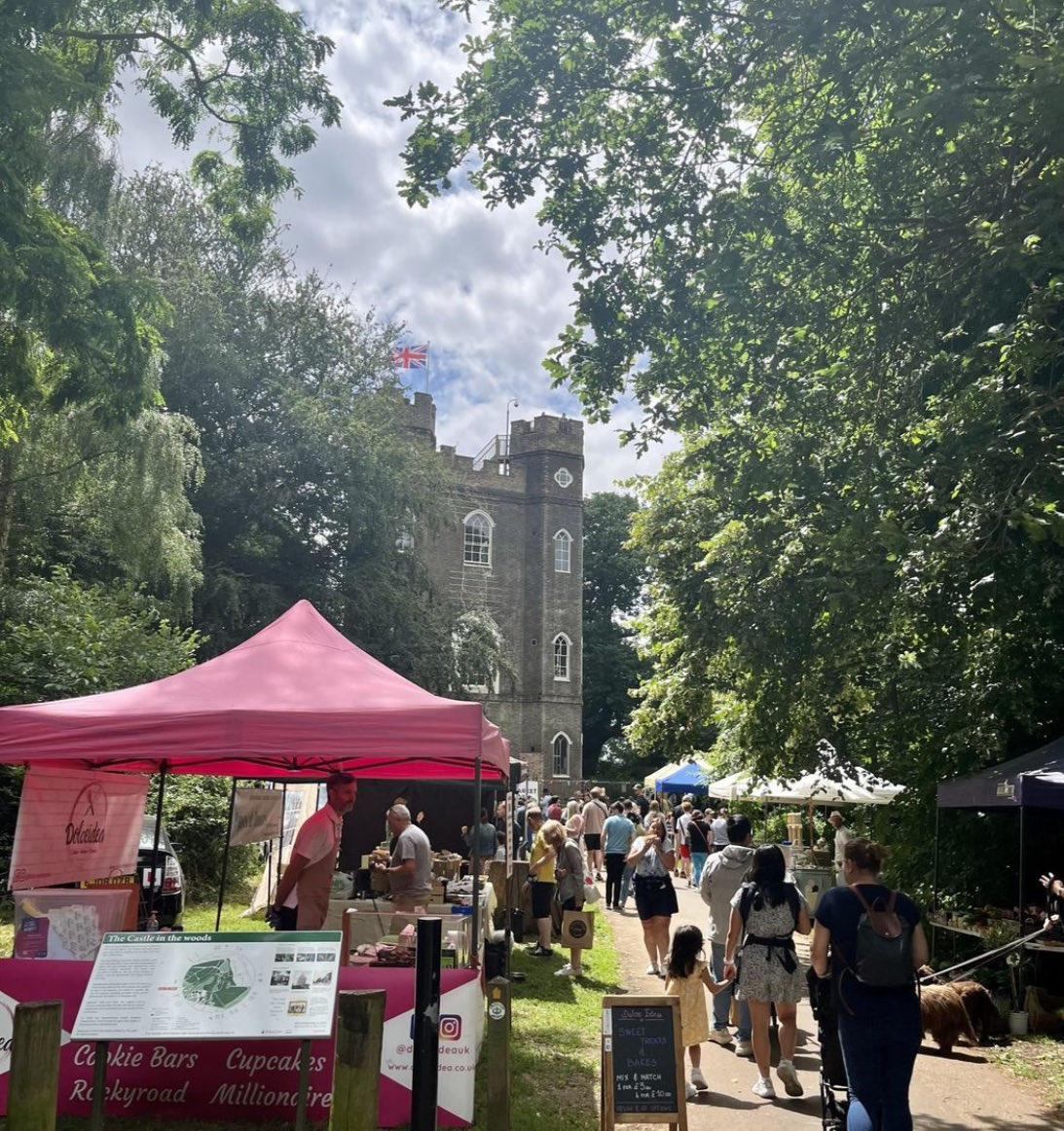 Coming to Severndroog this Sunday 7th April, the SEVERNDROOG PRODUCERS MARKET is back 🍰🕯️🌭🖼️💍 10am - 3pm Our Viewing Platform and Tea Room will also be open, so come up and see the view and have a cuppa.