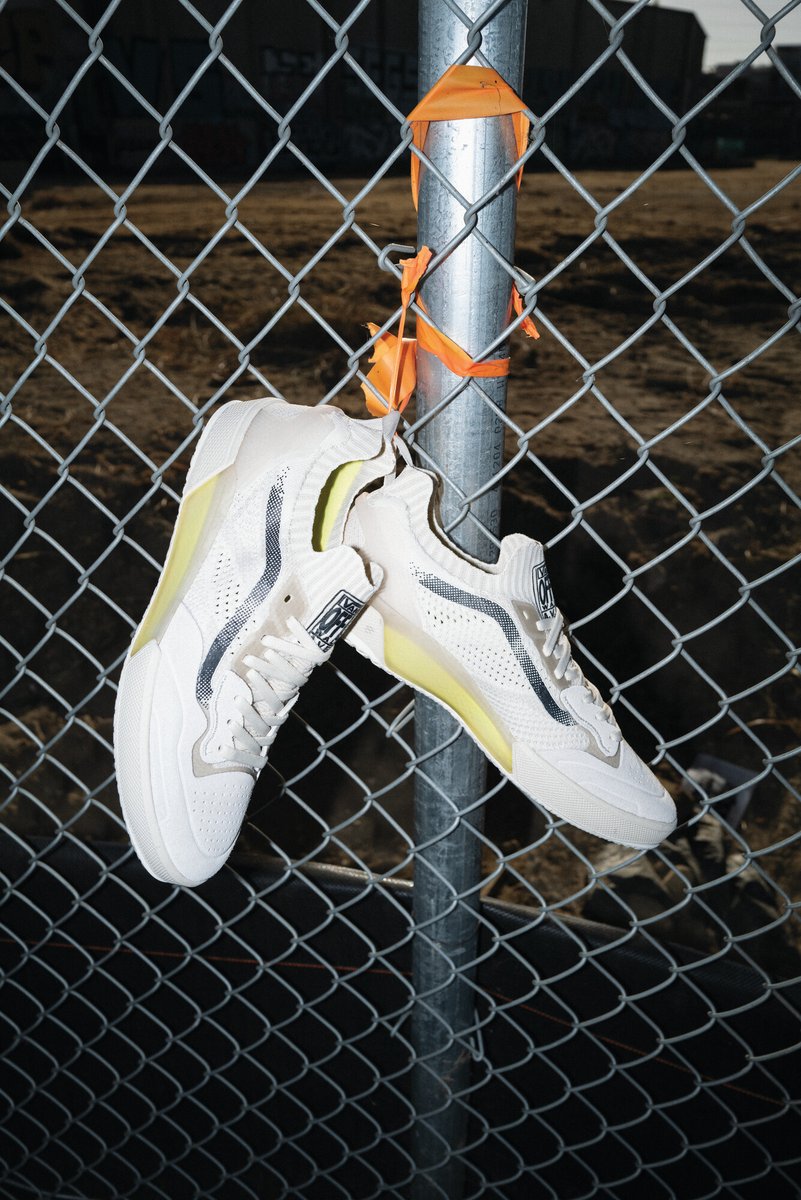 doodahstore's tweet photo. The AVE 2.0 combines the most advanced technology from Vans Skateboarding with the speed and power of Anthony Van Engelen. The result is a cutting-edge skate shoe that both talks the talk and walks the walk. Available in select stores and online. https://t.co/OiRVkkxxhZ