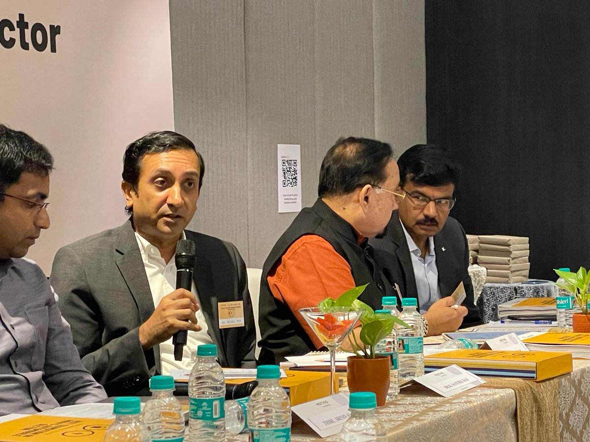 🚗Speaking at '#JustTransition Roadmap for #TamilNadu's #Autombile Sector', Mr. Srivats Ram, Chairman, @FollowCII TN & MD, @WheelsIndiaLtd, said 'Awareness and communication is the key to bridge the gap between #policymaking and its implementation'.
