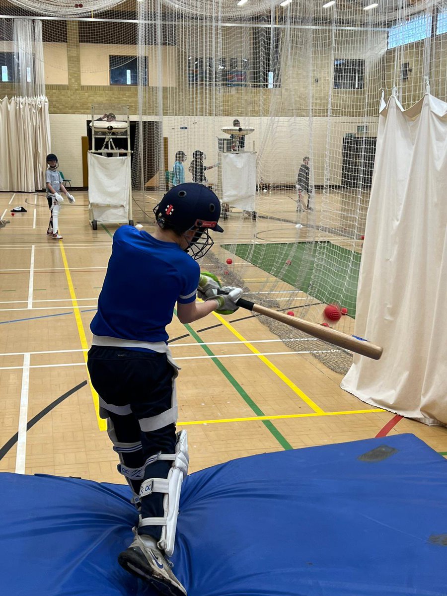 Power batting with a variety of bats and terrain! These guys are whacking it all over the show. 💥 🏏 💥 @sedberghcricket #GOLD #InspiringYoungMinds