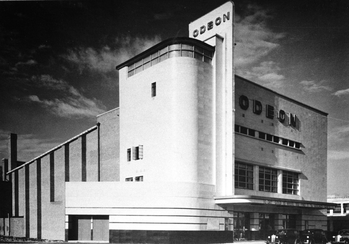Odeon Cinema, Shannon Corner, New Malden 1938 George Coles buff.ly/3Vx0pxv