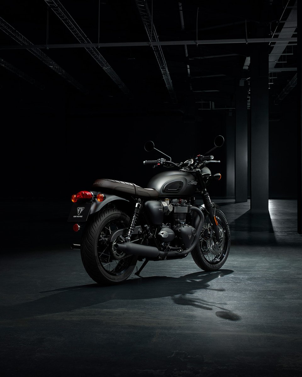 The sophisticated and moody T120 Black has been reimagined in a dramatic new custom-style paint finish.  

Configure yours: bit.ly/4azfyTg

#TriumphStealthEditions #ForTheRide #TriumphMotorcycles #T120Black  #BonnevilleT120BlackStealthEdition