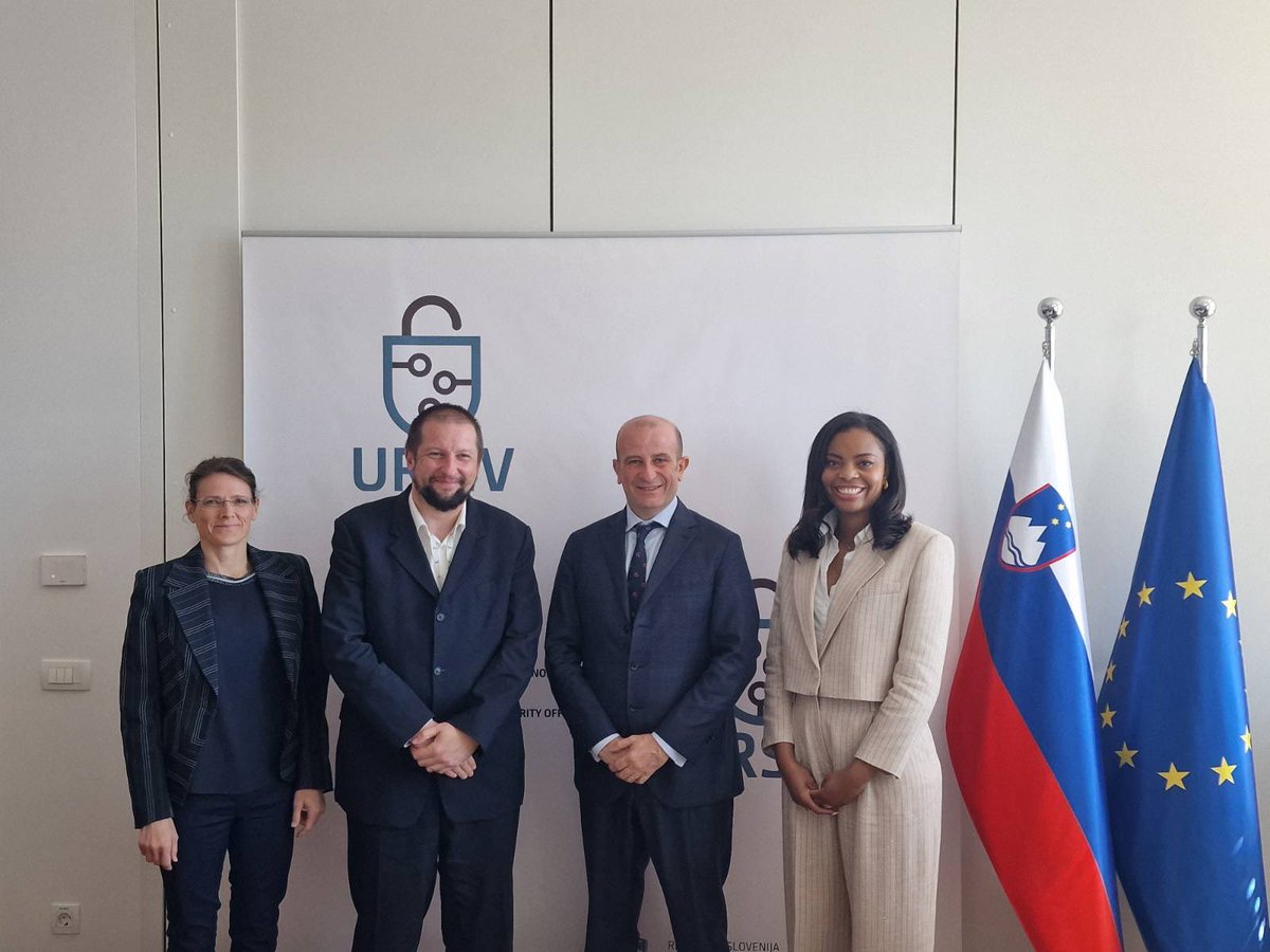 Danes na <a href="/URSIV_Slovenia/">Urad Vlade RS za informacijsko varnost</a> gostimo namestnika direktorja <a href="/NATO/">NATO</a> za kibernetsko varnost Maria Beccio.

Govorili smo o postopkih in tehničnih zmogljivostih <a href="/NATO/">NATO</a> in Slovenije 🇸🇮 na področju #kibernetskavarnost🛡️.

#MiSmoNATO #StrongerTogether