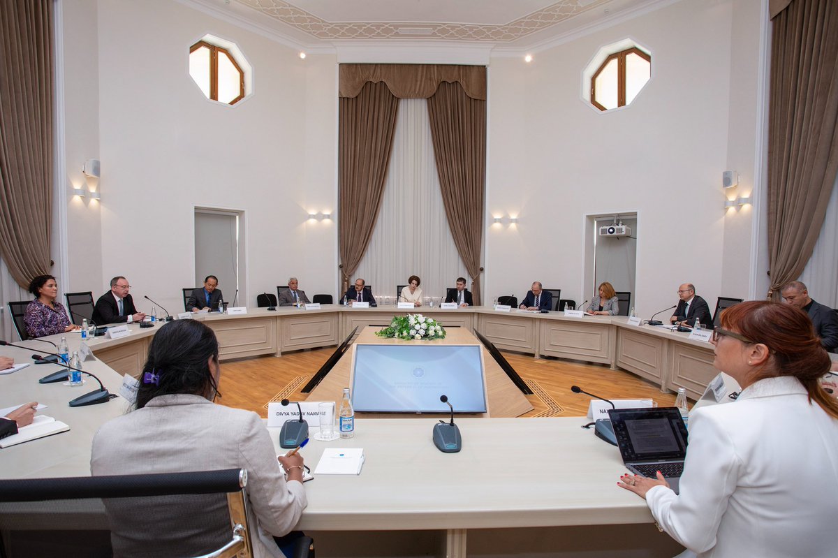 ParvizShahbazov's tweet image. We discussed with Eugene Zhukov, the Director General of Central and West Asia Department of #AsianDevelopmentBank, the potential cooperation opportunities expanding partnerships in the field of energy, especially the priority directions of the #GreenEnergy agenda. We reviewed…