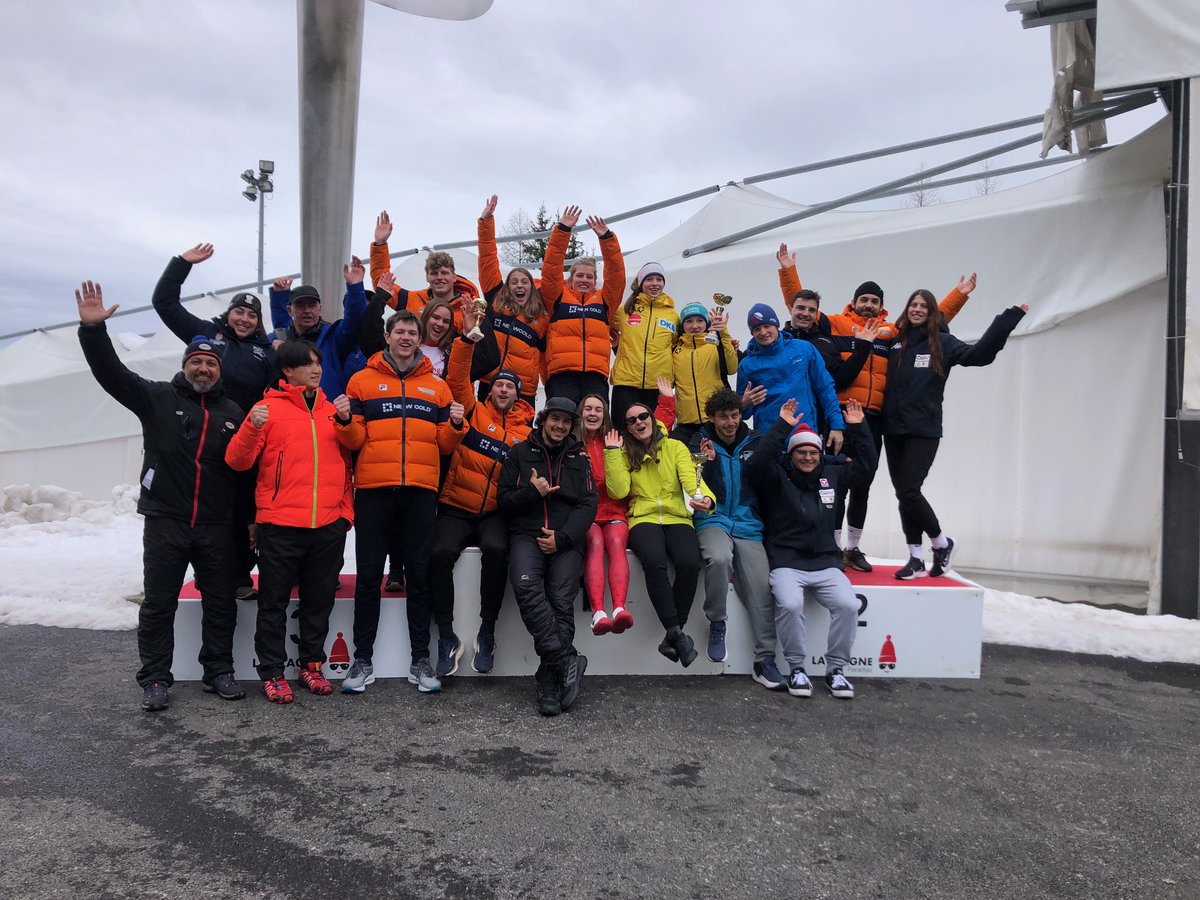 The 2023-2024 development programme of the IBSF came to an end in March with a final training camp in La Plagne, France. The programme was attended by 24 bobsleigh teams and 18 skeleton athletes from 16 nations. 🛷 Read more: ibsf.org/en/news/detail… #IBSF100 #ready2slide