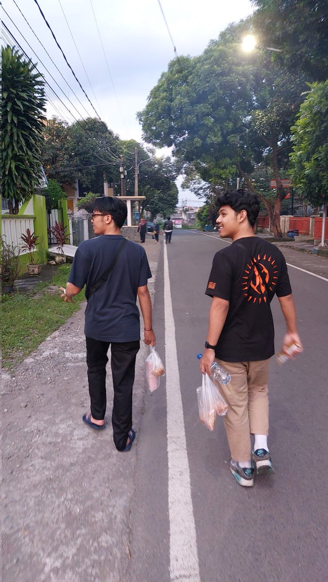 Nyenengno bocil2 blonjo takjil