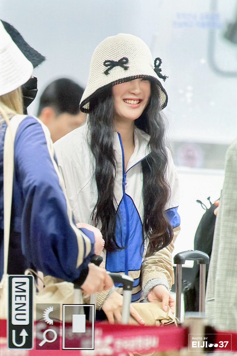 240404 ME:I 金浦空港 出国 preview ✈️💕 @official__ME_I_ #美羽