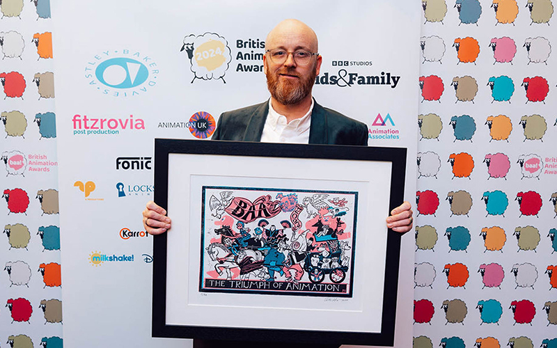 Jon Dunleavy wins British Animation Award! His film 'Two Gracious Uncles Smooched to the Beat' discusses the legitimacy of A.I. art through the medium of silliness! 🐑💛 norwichuni.ac.uk/about-us/news/… #Britishanimationaward