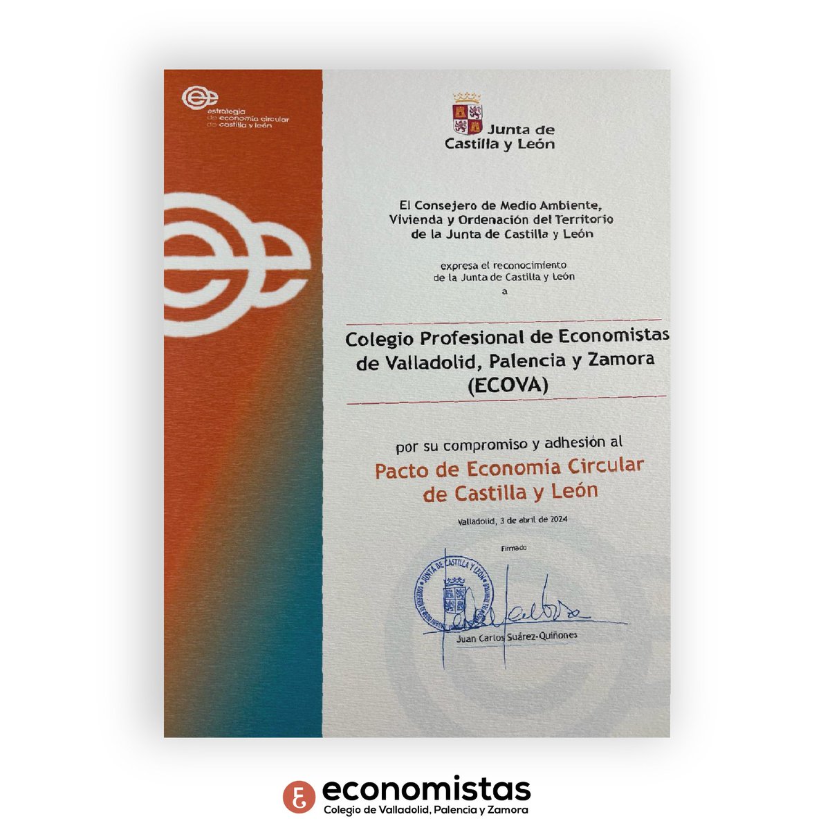 ECOnomistaVAlor's tweet photo. Miguel Ángel Santander, Vicedecano de #ECOVA ha recogido hoy el diploma para el Colegio de Economistas de Valladolid, Palencia y Zamora por el compromiso y adhesión al pacto de Economía Circular de Castilla y León.
¡Muchas Gracias Junta de Castilla y León !
#ECOnomistaVAlor https://t.co/jNQOD1izhL