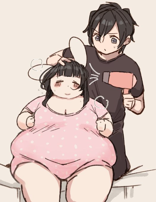 髪は必ず乾かしてもらうの!

二の腕が重たくてドライヤー
持ち続けるのがしんどい
おでぶちんだから🥺!!!!! 