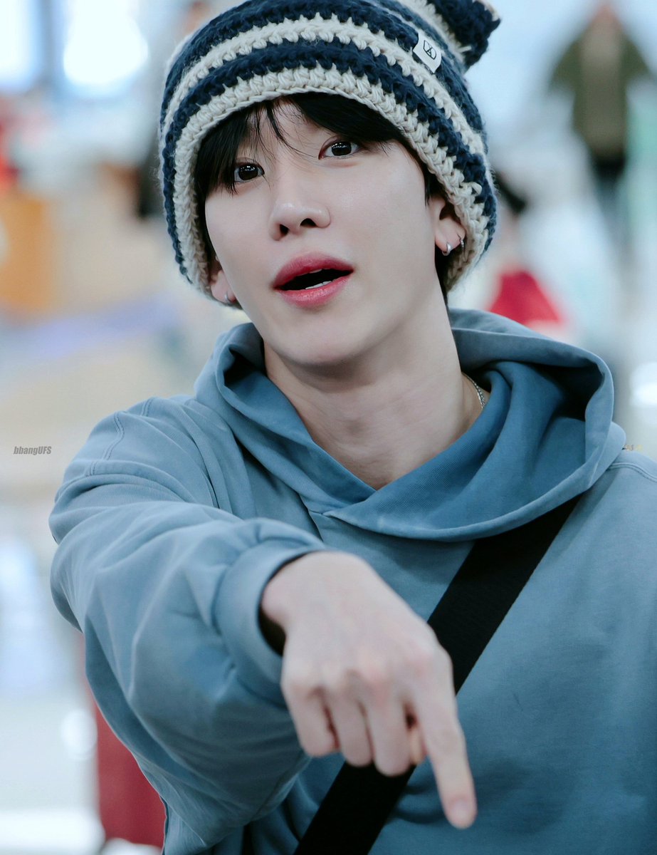 bbangUFS's tweet image. 231130 GMP

가져온도토리 여기에두라고 하는중
#김병주 #병주 #BYUNGJOO