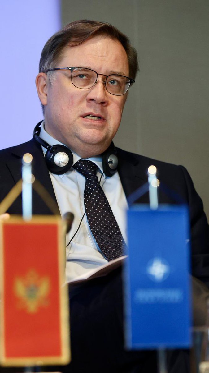 “Danas, preko 80% građana Finske podržava ideju pripadnosti NATO-u.” Niklas Lindqvist Ambasador Finske u Crnoj Gori - @lindqvistniklas “Today, over 80% people in Finland support the idea of belonging to NATO.” Niklas Lindqvist, Ambassador of Finland to Montenegro #ascg