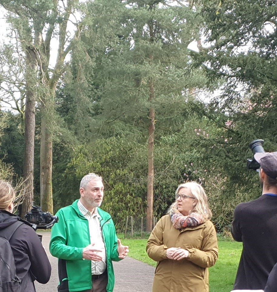 We were excited to welcome BBC’s Countryfile to film with us - tune in to watch today Sun 7 Apr at 6pm! Hear how Hamza Yassin and Charlotte Smith celebrated the arrival of spring here at Westonbirt. ➡️ bbc.co.uk/programmes/m00… Photo: Forestry England #spring #springatwestonbirt