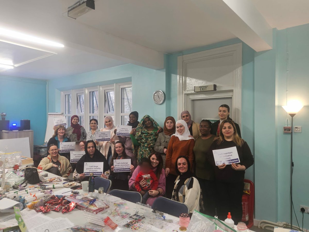 We'd like to say a huge thank you to the St Helens Council and the St Helens Resettlement Team for attending our drop-in and celebrating #InternationalWomensDay with the women and children we support. Such a fun day!