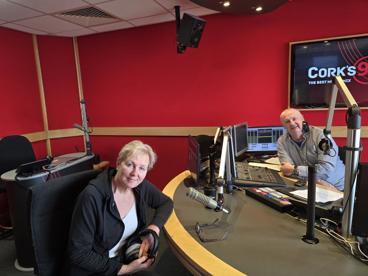 SISTER ACT - Wonderful to have #CoronationStreet favourite Sue Cleaver in studio this morning. She's performing as Mother Superior in Sister Act The Musical @CorkOperaHouse this week. #OL96