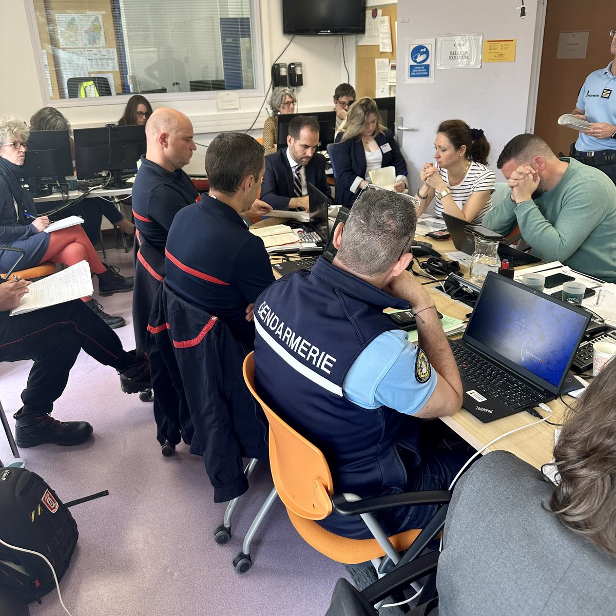 #Exercice | La Voulte sur Rhône
🔥 Ce matin, la préfecture a organisé un exercice simulant un incendie sur un site SEVESO des entreprises JINWANG et EURECAT 

🚨 Le dispositif #FRALERT et la sirène d’alerte du site ont été déclenchés. 

👏Bravo et Merci à tous pour votre