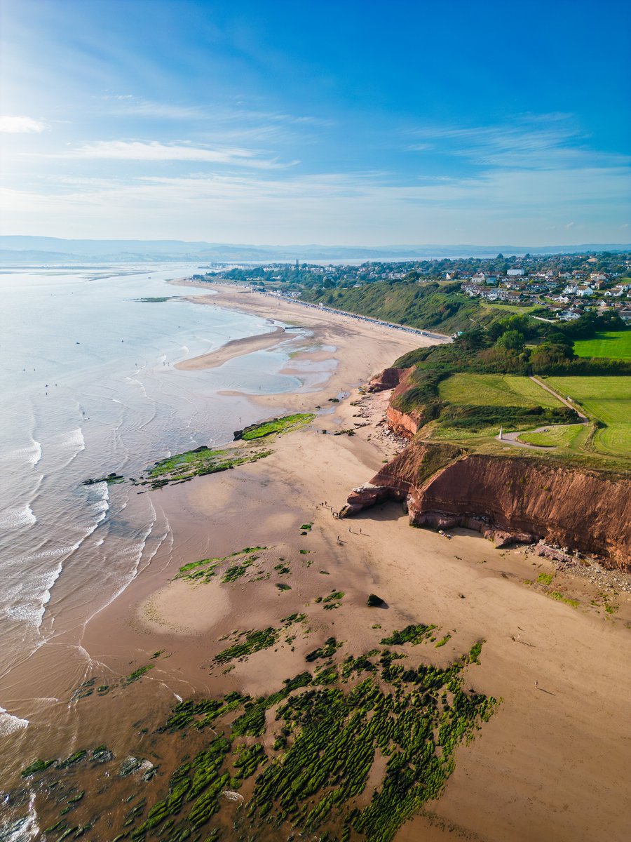 It's time for #TriviaTuesday! 🎉 What is the name of the landmark at Orcombe Point in #Exmouth that signifies the start of the UNESCO World Heritage Jurassic Coastline? 🦖 Hint... find the answer here 👇 visitsouthdevon.co.uk/places/exmouth… 📸 - Visit Exmouth