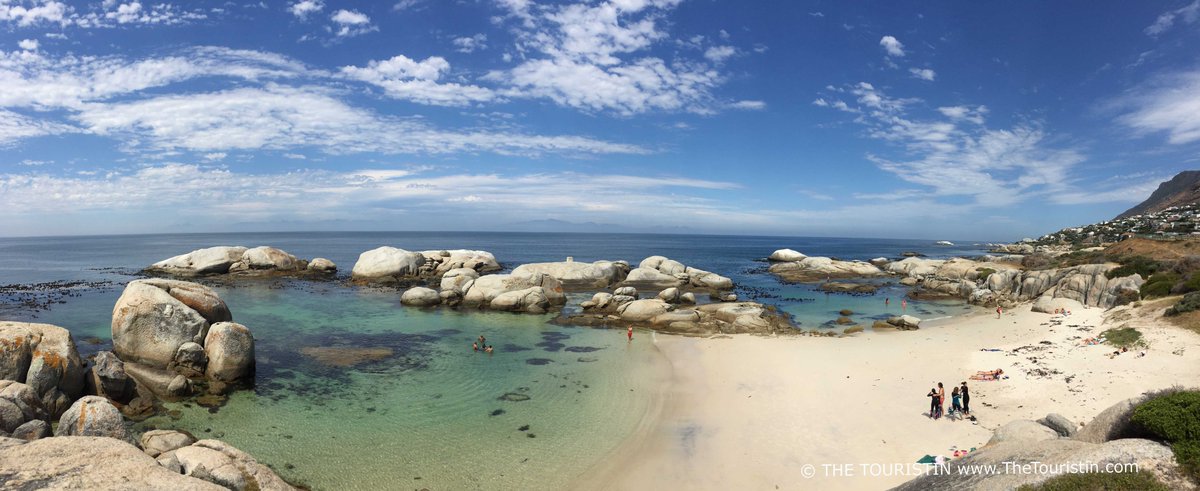 Oh la la ♥️. It is official. Golden Beach Award 2024. 

Boulders Beach in #SouthAfrica has been voted as one of the best beaches in the world. 

Ocean, sand, views, and penguins. What is not to love?

#jachat #TRLT #wildlifephotography #travelphotography