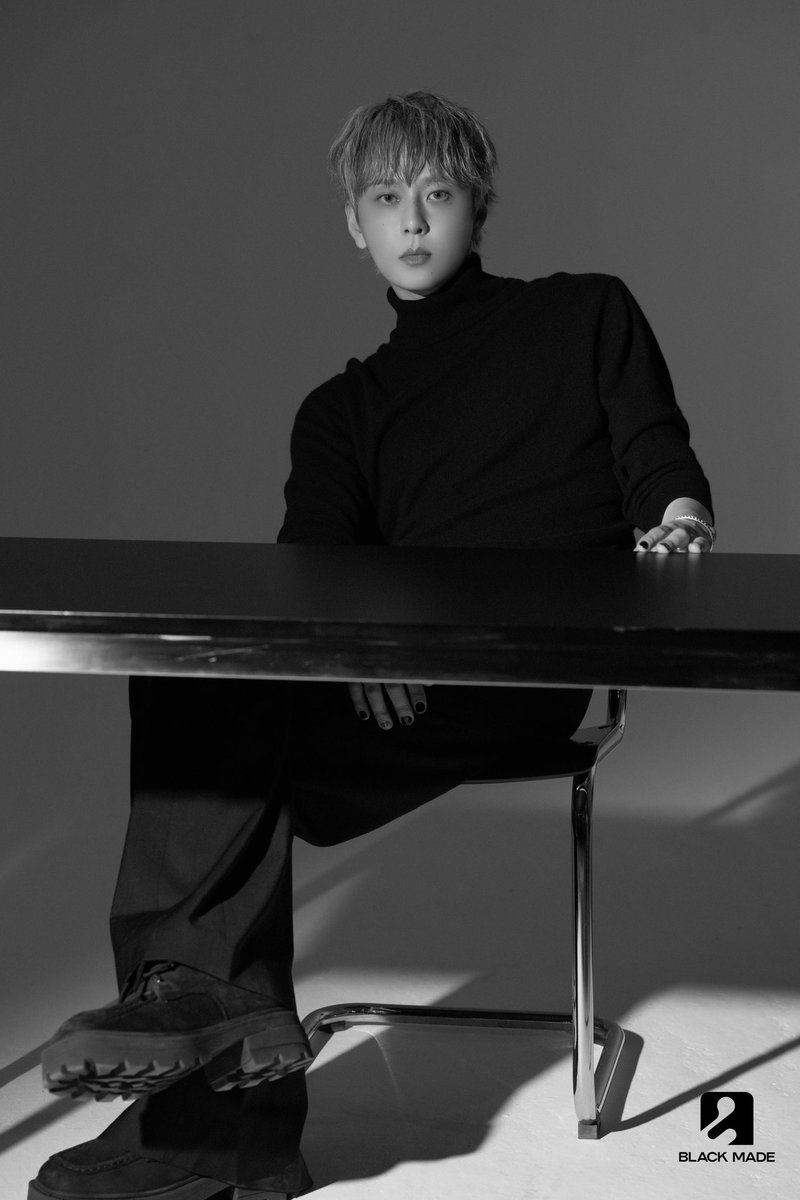 BLACKMADE_ent's tweet photo. 용준형 (YONG JUN HYUNG) EP [Beautiful Dystopia]

'Beautiful Dystopia' Jacket Behind Photo 3

#용준형 #YONGJUNHYUNG
#Beautiful_Dystopia #BLACK_MADE https://t.co/Pf4dKFkBli