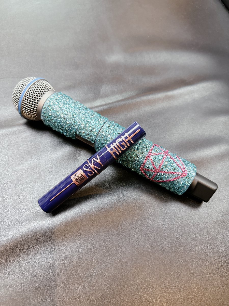 LoveMaybelline's tweet photo. Who is the next SKY HIGH princess...? https://t.co/ikpRzn5xtv