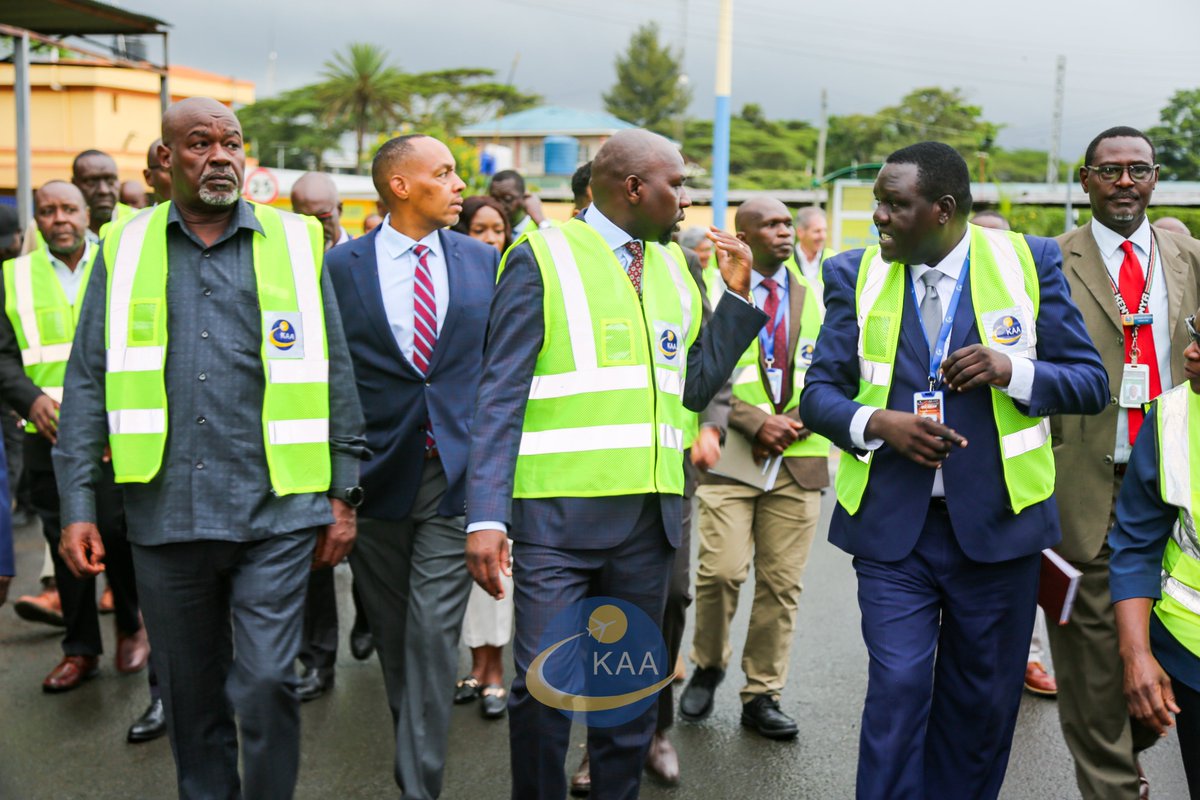 3/3 Before the meeting, the team toured Wilson Airport, focusing on plans for a modern Passenger Terminal, Parking Garage, and the repair and expansion of the facility's runway and apron to enhance operations for air operators and stakeholders.