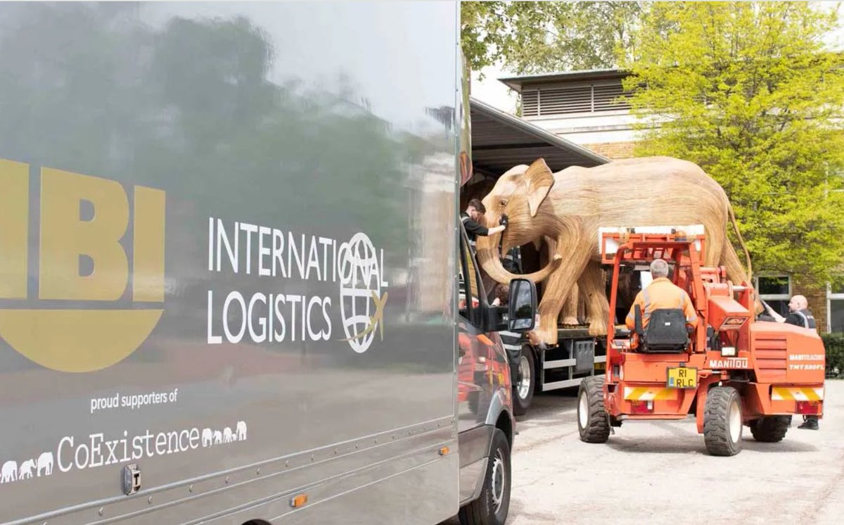 Huge shoutout to our egg-ceptional partners in #FineArt transportation, IBI Logistics, for transporting our dozen eggs across #Chelsea! 🥚 🚚 They're the same experts who migrated our 125 life-size lantana elephants during our #CoExistenceCampaign across London's Royal Parks! 🐘