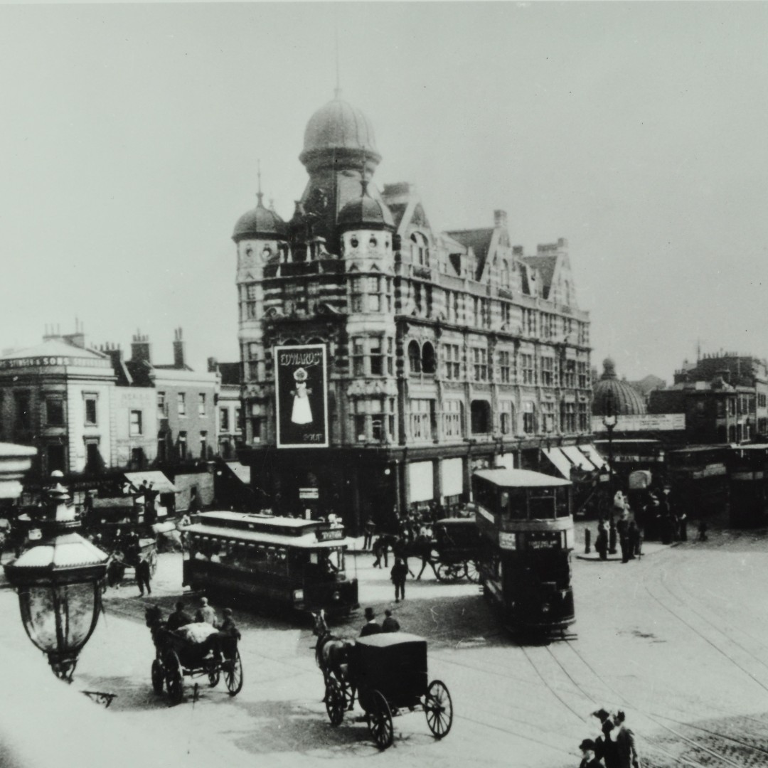 Join us on an adventure through 'The Lost History of Elephant and Castle.' Our walking tour series returns! Discover the colourful history, hidden treasures and lost tales that shaped Elephant and Castle. 13 April Tickets 🎟️ : ow.ly/bOaP50R7vJV